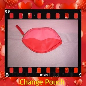 Heart Shaped Zippered Change Pouch